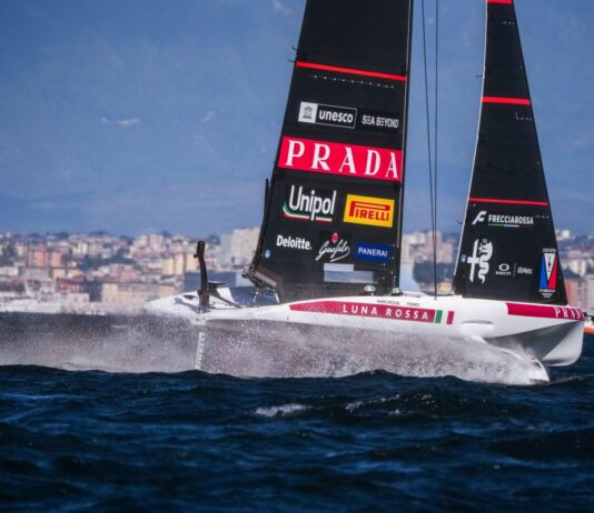 Luna Rossa Senior vince le Regate Preliminari di Napoli