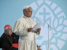 Papa “No all’illusione del riarmo, servono sforzi creativi per la pace”