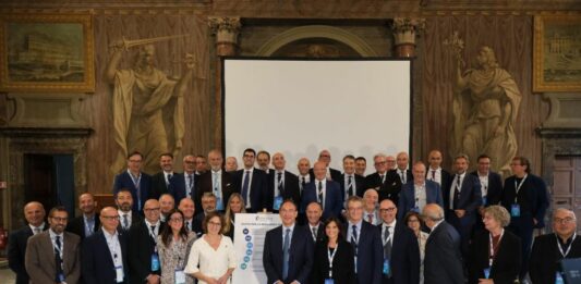 Acqua, 64 aziende siglano il “Patto per la Resilienza idrica” di Utilitalia