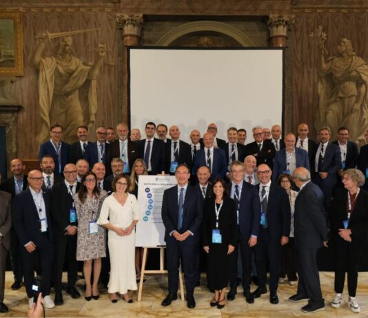 Acqua, 64 aziende siglano il “Patto per la Resilienza idrica” di Utilitalia