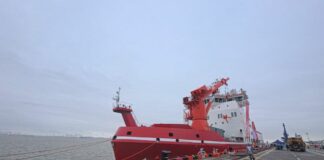 Cina, due rompighiaccio rientrano dalla spedizione scientifica nell’Artico