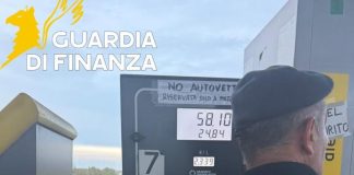 Sequestrati a Crotone 13 mila litri di gasolio annacquato