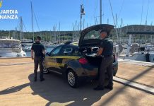 Controlli della GDF di Grosseto durante la stagione estiva: oltre 240 irregolarità, 34 lavoratori in nero e 20mila articoli sequestrati