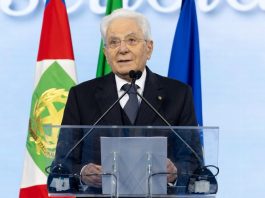 Mattarella “La scuola è integrazione ed è aperta a tutti, aiuta a non formare ghetti o barriere” / Video