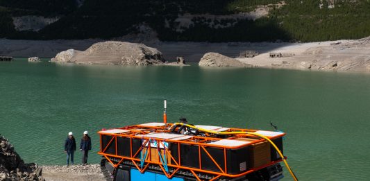 A2A presenta il “Progetto Teti”, in Valtellina la prima tecnologia subacquea in Italia per la gestione dei sedimenti negli invasi idroelettrici