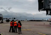 Libia, tornano i voli diretti Parigi-Bengasi dopo oltre 15 anni