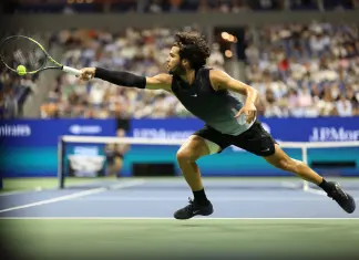 Alcaraz eliminato dagli Us Open da un super Shelton, derby Usa in semifinale contro Tiafoe