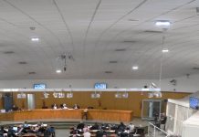 Ondata di maltempo sulla Lombardia, a Milano crolla parte del soffitto dell’aula bunker di San Vittore e viene rinviata l’udienza del processo “Hydra”