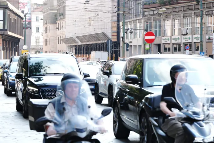 Auto-moto