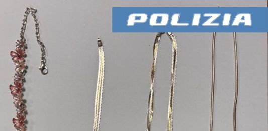 Truffe agli anziani, la Polizia Stradale di Bologna sequestra 77mila euro e monili