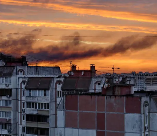 Altra notte di attacchi russi sull’Ucraina, almeno due morti e 26 feriti