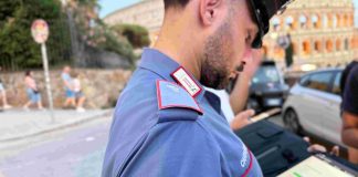 Furti e rapine nei luoghi di movida e turismo a Roma, 8 arresti