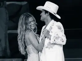 Karol G e Bruno Mars pubblicano il video del singolo “Still”