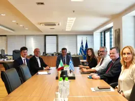 L’ambasciatore d’Italia in Grecia Paolo Cuculi incontra il ministro per le Migrazioni Plevris