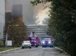 Ucraina, attacco russo a Dnipro provoca 3 vittime. Zelensky vede Macron: focus su sicurezza e pacchetto di sostegno invernale