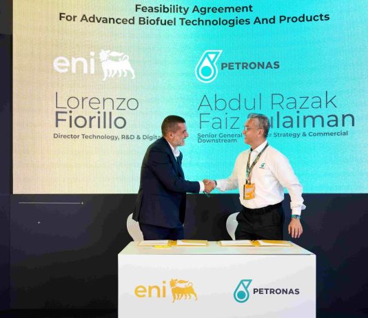 Eni e Petronas esplorano soluzioni innovative nel campo dei biocarburanti