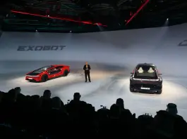 Arabia Saudita lancia “Exobot”, le prime auto della compagnia nazionale Ceer