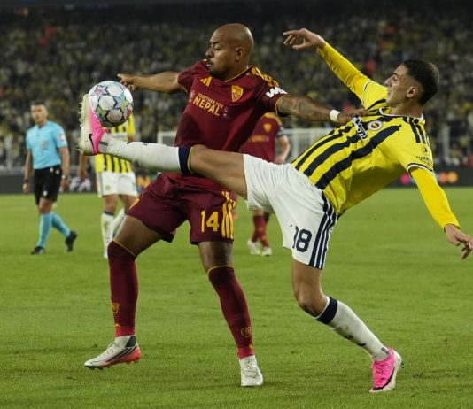 Pari per la Roma al ritorno in Champions dopo sette anni, 1-1 in casa del Fenerbahce