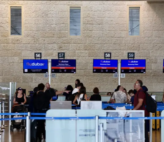 Lite e accoltellamento tra i piloti del volo FlyDubai, i 174 passeggeri rientrati a Tel Aviv. Israele: “Tentativo di attentato terroristico jihadista”