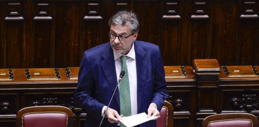 Conti pubblici, Giorgetti “Siamo in linea con l’uscita dalla procedura di infrazione”