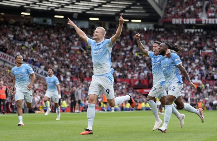 Calcio - Premier League - Manchester United vs Manchester City