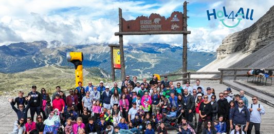 Hol4All, in montagna una vacanza accessibile per giovani con disabilità e le loro famiglie