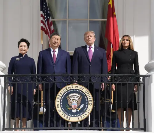 Trump accoglie Xi Jinping alla Casa Bianca, la “Super Intelligence” al centro del vertice / Video