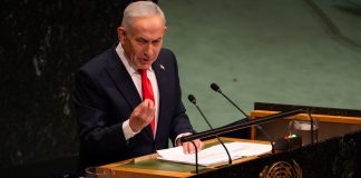 Netanyahu all’Onu: “Accusare Israele di genocidio è la più grande bugia del secolo”. Decine di diplomatici lasciano l’aula