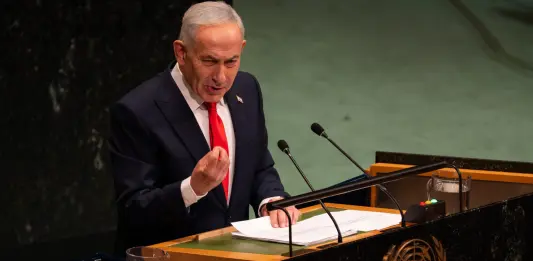 Netanyahu all’Onu: “Accusare Israele di genocidio è la più grande bugia del secolo”. Decine di diplomatici lasciano l’aula