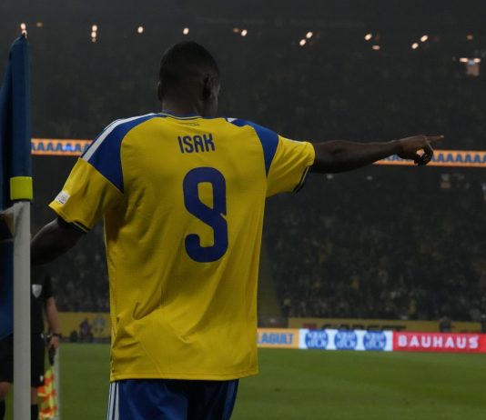 Sweden, injury for Isak: returns to Liverpool