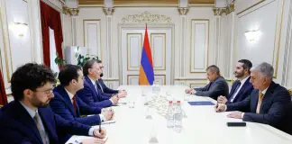 L’ambasciatore d’Italia in Armenia Ferranti incontra il Presidente dell’Assemblea Nazionale Rubinyan