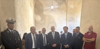 Il Commissario Ue per la Pesca Costas Kadis a Sciacca, confronto con marineria e istituzioni / Video