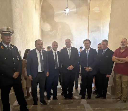 Il Commissario Ue per la Pesca Costas Kadis a Sciacca, confronto con marineria e istituzioni / Video