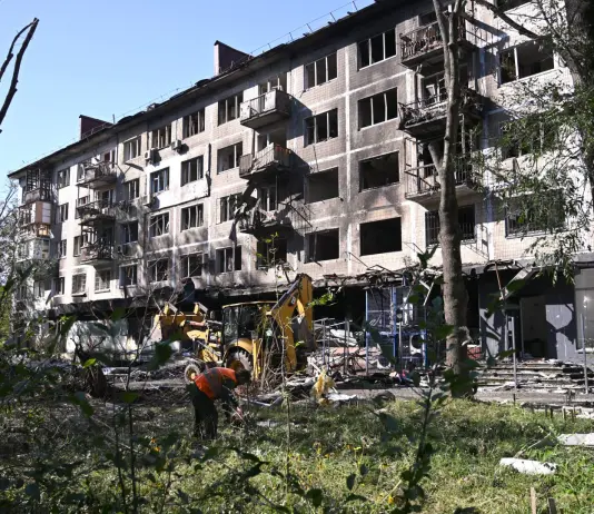 Nuovi raid russi su Kiev nella notte, danni in diversi quartieri
