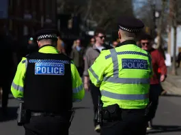 Accoltellamento alla periferia sud-est di Londra, media “4 feriti di cui uno grave e 7 arresti”