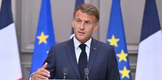 Macron “La minaccia ibrida russa contro l’Europa si è intensificata”