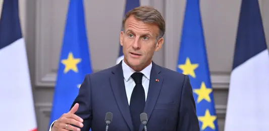 Macron “La minaccia ibrida russa contro l’Europa si è intensificata”