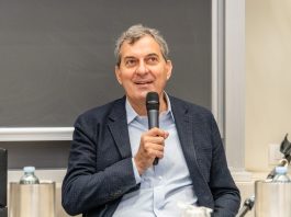 Mario Calabresi dà le dimissioni da Chora Media, pronto a candidarsi a sindaco di Milano