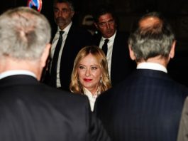 Meloni a Milano per la cena di gala della Fashion Week / Video