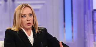 Meloni “Mattarella da ministro redigeva circolari che invitavano a non concentrare gli studenti stranieri nella stessa classe”