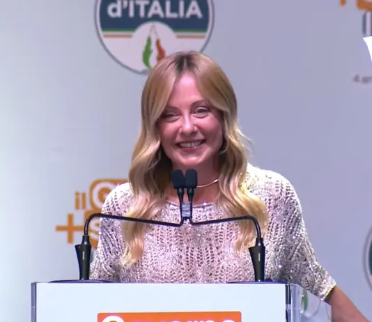 A Bari la festa per il governo più longevo, Meloni “Grande emozione, oggi consenso più alto del primo giorno”