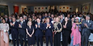 Giuli al Sommet Lumière: “Educare alle immagini per promuovere libertà e creatività”. Firmato accordo di coproduzione cinematografica con la Corea del Sud