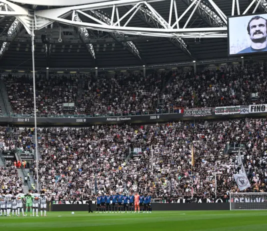 Curva di spalle durante il minuto di silenzio per Mazzola, multa di 10mila euro per la Juventus