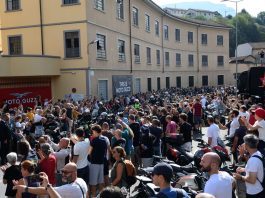 In più di 60 mila a Mandello del Lario per le Giornate Mondiali Moto Guzzi