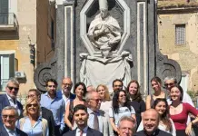 Napoli, inaugurata dopo il restauro l’edicola di San Gennaro in piazza De Nicola