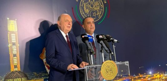 Italia-Algeria, Pichetto incontra l’omologo Adjal: “L’idrogeno rafforzerà la sicurezza energetica”