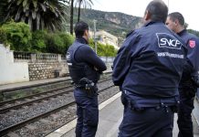 Treno deraglia in Normandia, 44 feriti. Prende corpo l’ipotesi sabotaggio