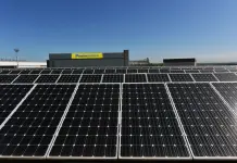 Poste Italiane, superati i 1.000 impianti fotovoltaici nel primo semestre del 2026