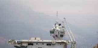 Nato, la portaerei della Royal Navy Queen Elizabeth salpa per rafforzare la prontezza operativa