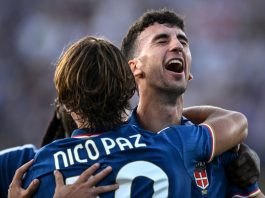 Il Como non stecca contro il Parma, 2-1 e terza vittoria consecutiva in campionato